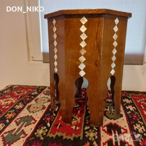 Османска масичка , инкустрация със седеф, снимка 3 - Антикварни и старинни предмети - 39690398