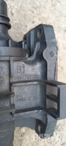 Корпус на термостат Peugeot/Citroen/Ford 1.6 HDI, снимка 2 - Части - 48988189