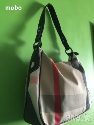 Дамска многоцветна чанта от водоустойчива промазка, едно отделение с вътрешен джоб, отделно има два , снимка 4 - Чанти - 49634304