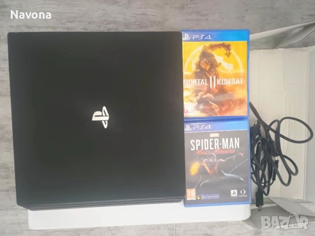Playstation 4 Pro , снимка 2 - PlayStation конзоли - 53086952