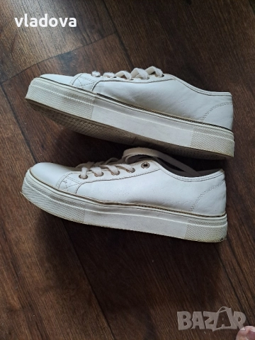 Дамски маратонки номер 39, снимка 3 - Маратонки - 51454210