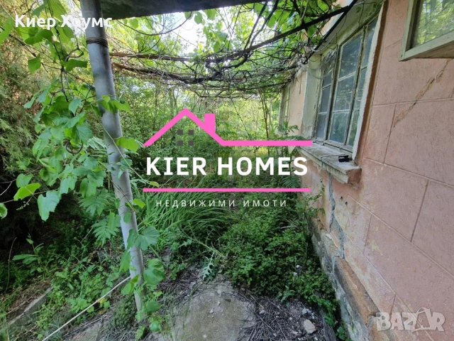 Двуетажна къща в село Самуилово,обл. Стара Загора, снимка 4 - Къщи - 54360068