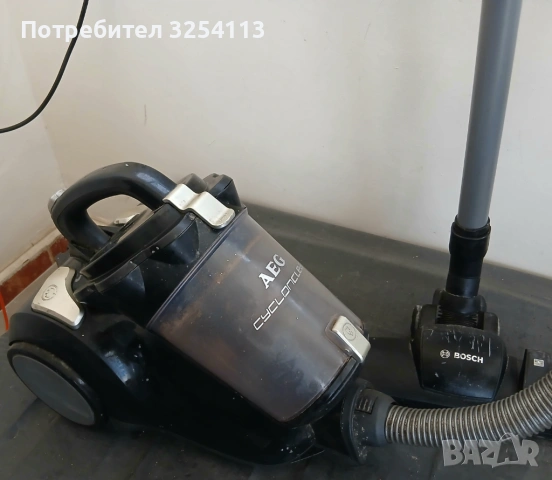 Прахосмукачка AEG, снимка 3 - Прахосмукачки - 53983152