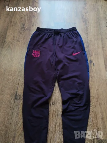 NIKE Barcelona Training Trousers - юутболно долнище М, снимка 5 - Спортни дрехи, екипи - 56300192