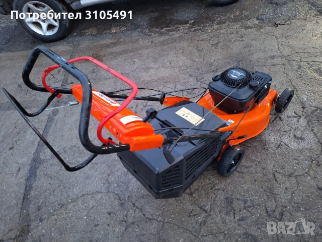 Косачка Briggs Oleo-mac 5к.с.самоходна с кош мулчираща, снимка 6 - Градинска техника - 54009741