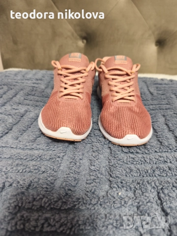 Оригинални маратонки Nike , снимка 3 - Маратонки - 52953237