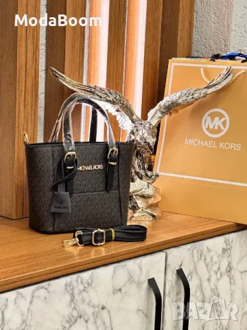 Michael Kors дамски чанти Различни цветове , снимка 3 - Чанти - 48874468