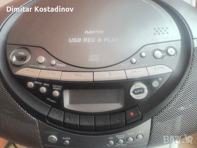 sony cfd rs60cp, снимка 2 - Радиокасетофони, транзистори - 53293395