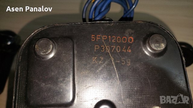 Стар бакелитов телефон 2 бр, снимка 3 - Други - 39978488