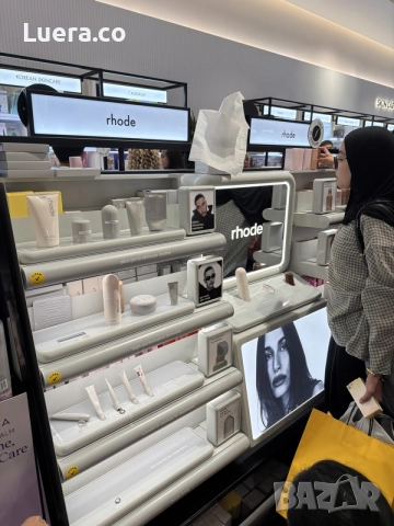 Порьчки от официалния Rhode и Sephora
Великобритания, оригинална козметика, грим, skincare, гланцове, снимка 13 - Декоративна козметика - 56139866