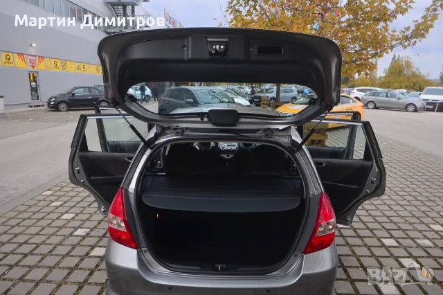 Продава автомобил, снимка 2 - Автомобили и джипове - 56546575