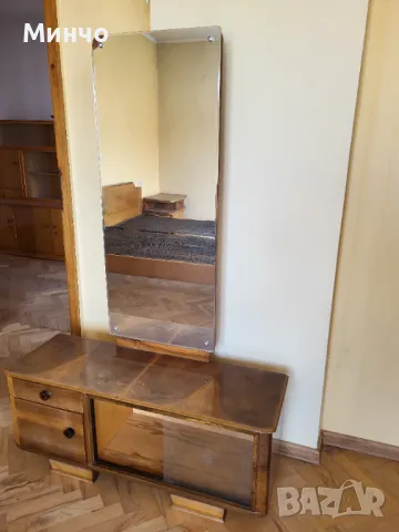 Продавам стари мебели, снимка 4 - Други ценни предмети - 49252199