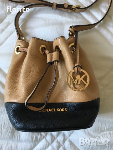 Michael Kors малко бижу 100% оригинална чанта, снимка 2 - Чанти - 35308280