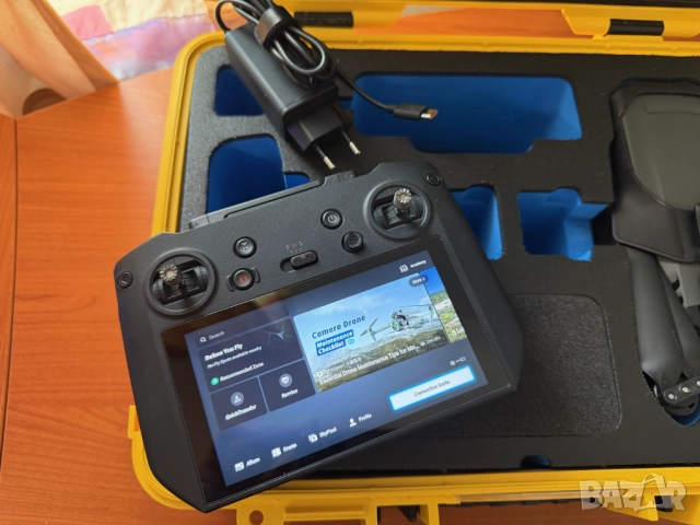 DJI Mavic 3 с DroneHacks NFZ/Altitude/FCC, DJI RC Pro Remote, FreeWell ND Filters, BW куфар НОВ, снимка 2 - Дронове и аксесоари - 52243991