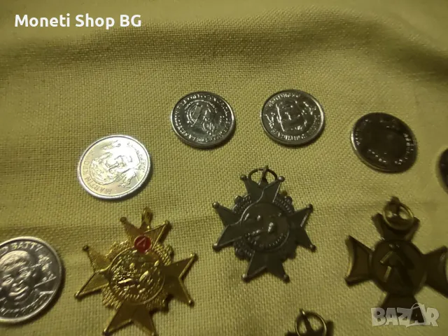 14бр. спортни отличия и медали.