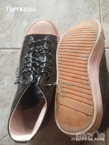 Дамски кожени кецове, снимка 3 - Кецове - 36825907