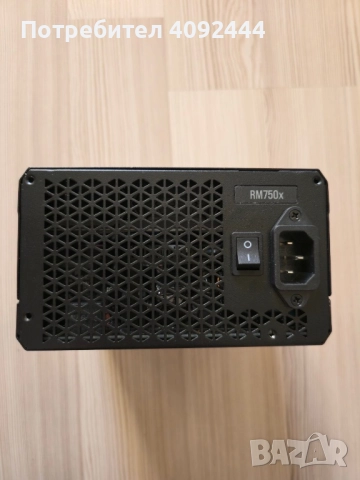 Захранващ блок Corsair RM750X, снимка 4 - Захранвания и кутии - 52747616