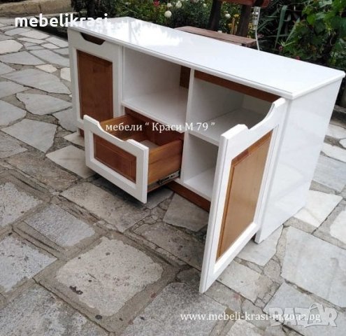 ТВ шкаф изработен от МДФ и масив с размер 122/60/40, снимка 3 - Шкафове - 34196740