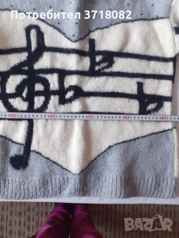 Пуловер с ноти, снимка 4 - Блузи с дълъг ръкав и пуловери - 40590613