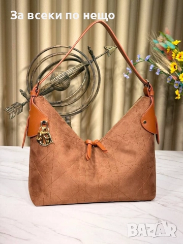 Christian Dior Дамска Чанта Кристиян Диор - Налични Различни Цветове Код E1136, снимка 13 - Чанти - 52658430