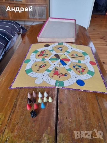 Стара Детска игра Шапка върху шапка, снимка 3 - Други ценни предмети - 52171966