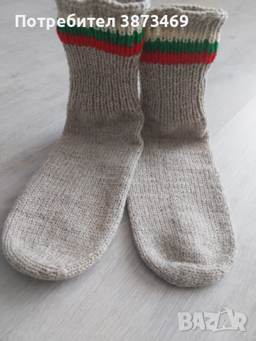 Вълнени чорапи ръчно плетени, снимка 6 - Мъжки чорапи - 44926800