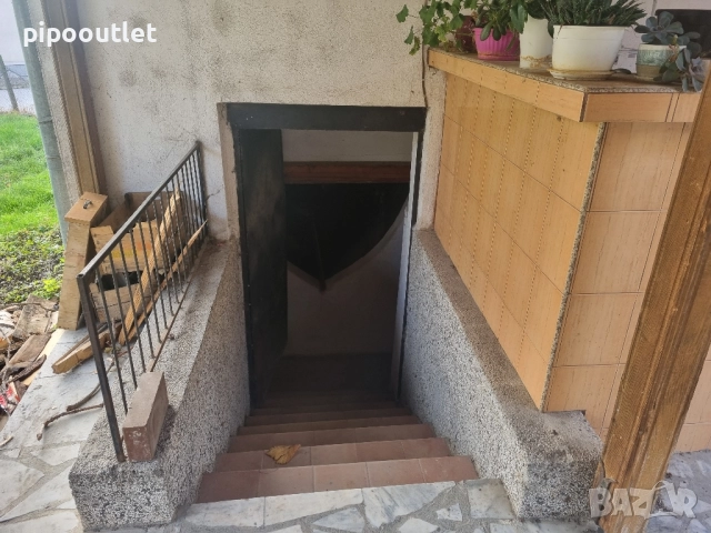 Продавам къща в село Горна Брезница община Кресна , снимка 4 - Къщи - 52411260