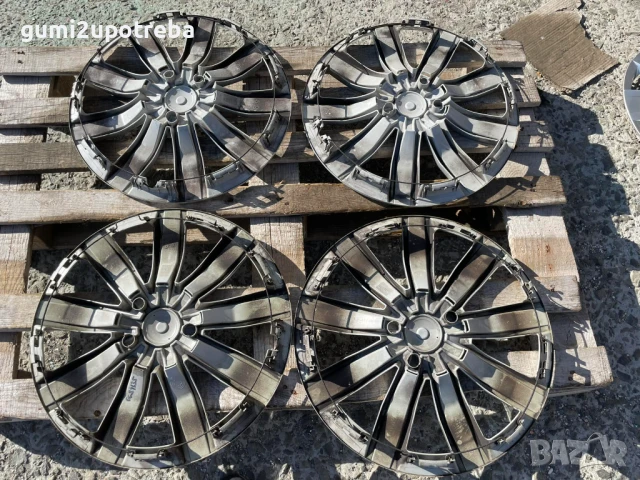 17 цола Тасове VW Tiguan Volkswagen Tiguan 5NA601147A Оригинал, снимка 6 - Аксесоари и консумативи - 51184904