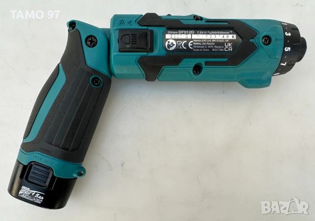 Makita DF012D - Акумулаторна отвертка 2x7.2V 1.5Ah като нова!, снимка 4 - Винтоверти - 53879151