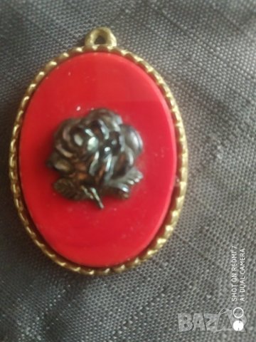 старо колие,медальон, снимка 2 - Други ценни предмети - 37061874