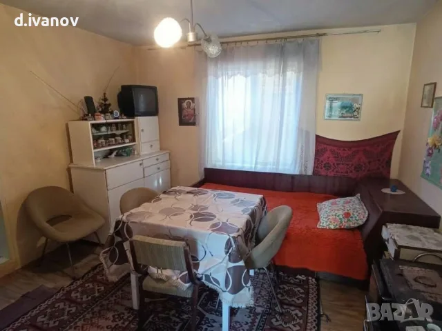ПРОДАВА СЕ КЪЩА С ГОЛЯМ ДВОР – ГР. ТЕРВЕЛ, снимка 7 - Къщи - 56350341