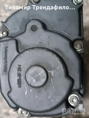 Дроселова клапа Volkswagen Golf 4 2000 1.6 101hp 06A133064J , 06A 133 064 J , AKL мотор, снимка 2 - Части - 48167345