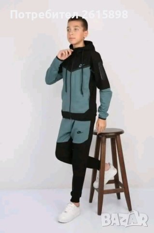 Детски екипи Nike , снимка 1 - Спортни дрехи, екипи - 42627871