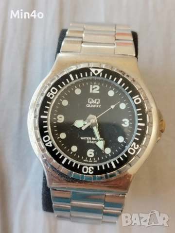 часовник Q&Q