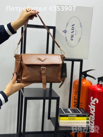 PRADA дамска чанта, снимка 12 - Чанти - 53347567