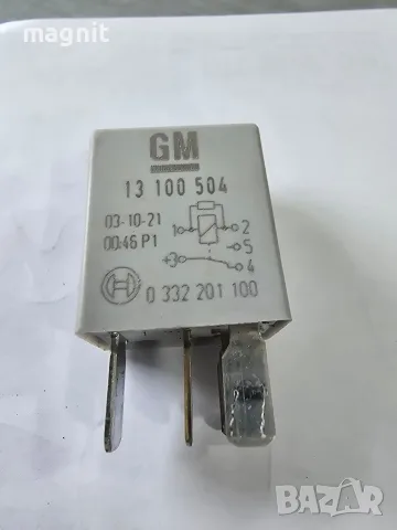 Реле 13100504 Opel GM