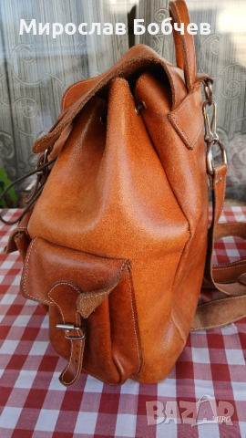 Дизайнерска раница от естествена кожа, снимка 8 - Раници - 52624256