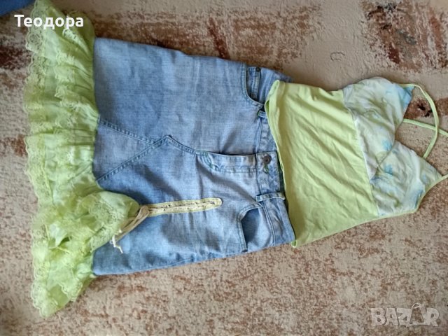 Дънкова пола с  дантела