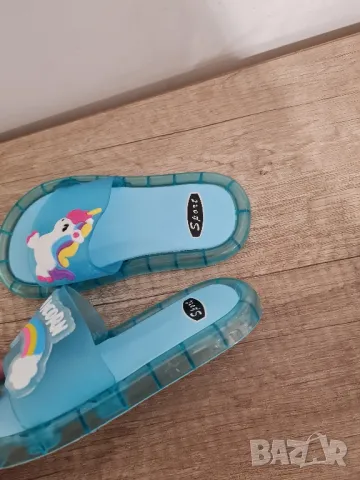 Детски чехли 24/25, снимка 5 - Детски сандали и чехли - 47950736