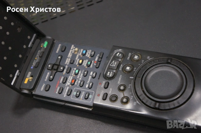 Видеорекордер Sony SLV-E1000 неработещ с оригинално работещо дистанционно., снимка 4 - Плейъри, домашно кино, прожектори - 53276515
