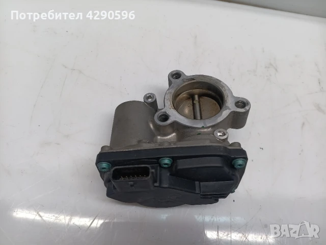 Дроселова клапа за Dacia/Renault 161204132R , снимка 2 - Части - 51222212