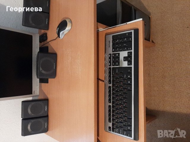 Продавам настолен компютър с колони камера мишка клавиатура, снимка 2 - За дома - 40297625