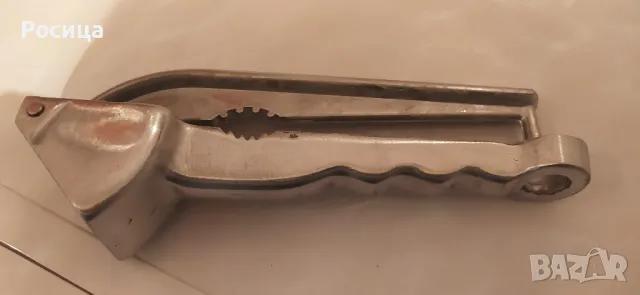 Алуминиева преса за чесън 3 в 1  - нова, снимка 2 - Прибори за хранене, готвене и сервиране - 50114186