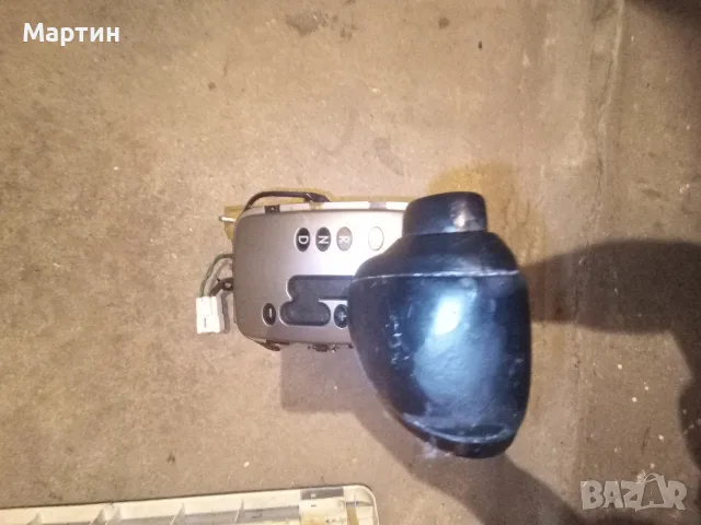 Скоростен лост за автоматична скоростна кутия за Киа Соренто - дизел 2.5 CRDI 16 V - 140 к.с., снимка 2 - Части - 46231510