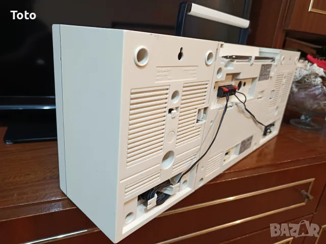 Радиокасетофон SHARP GF A1, снимка 3 - Радиокасетофони, транзистори - 56272727