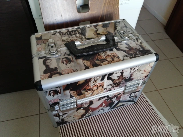 Алуминиев куфар за козметика, маникюри