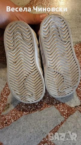 Детски кецове Адидас , снимка 6 - Детски обувки - 51783416