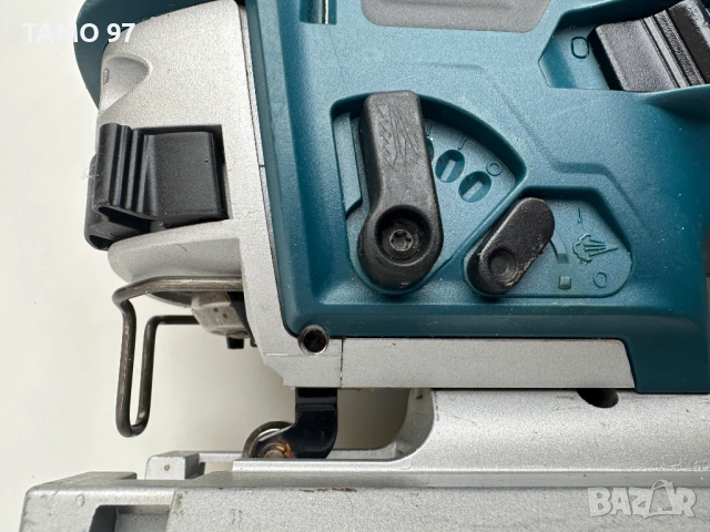 BOSCH GST 150 CE - Професионален прободен трион 780W, снимка 3 - Триони и циркуляри - 53251574