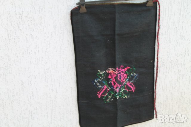 Вълнена престилка , снимка 8 - Антикварни и старинни предмети - 37039945