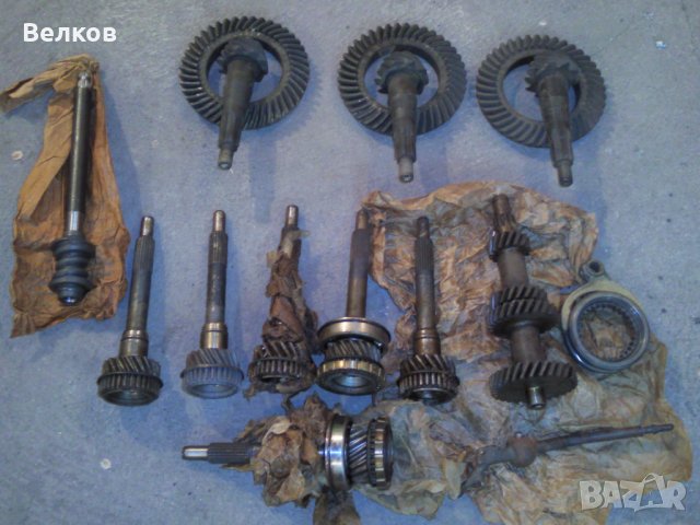 Части за Москвич и Лада